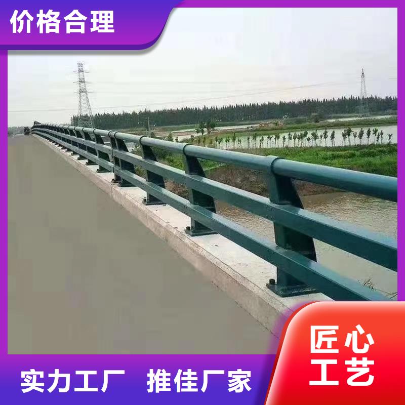 保亭县不锈纲复合管护栏多少钱一米